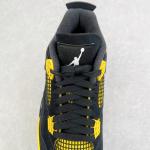 Air Jordan 4 Thunder